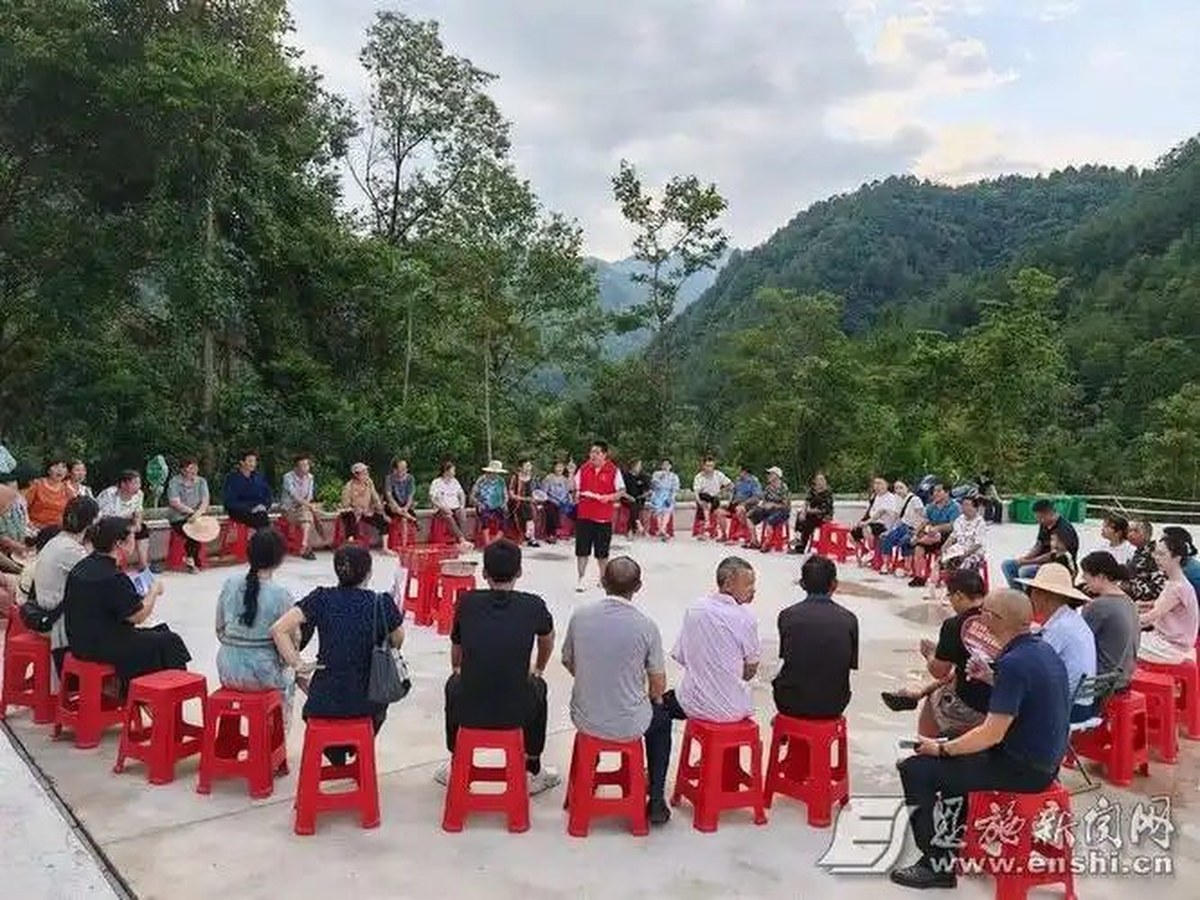 政策宣讲会场