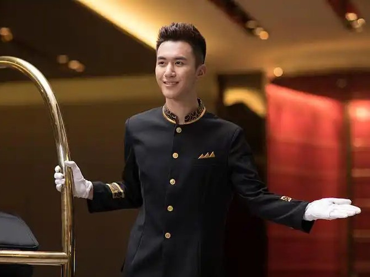 礼仪迎宾服务