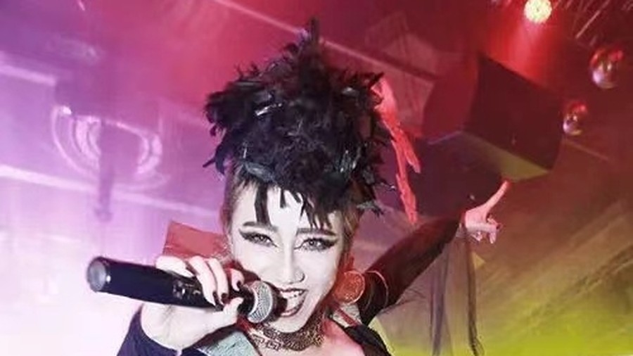 歌手演唱