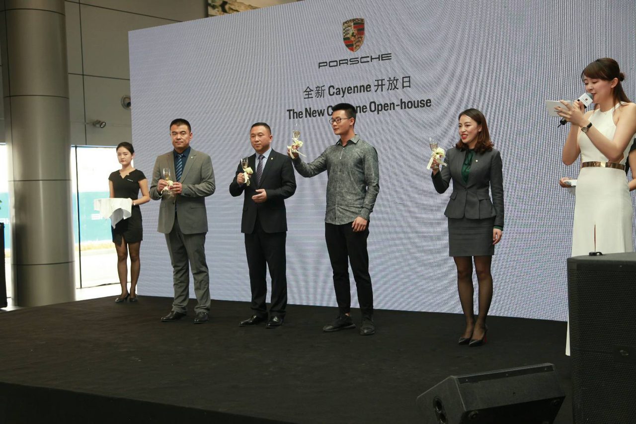 乌鲁木齐摄影摄像现场花絮：医学会年会拍摄