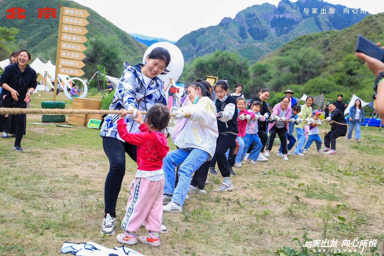 乌鲁木齐摄影摄像现场花絮：新疆福康保上线发布会拍摄